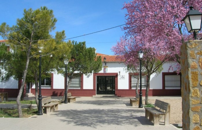 Entrada centro social de robledo